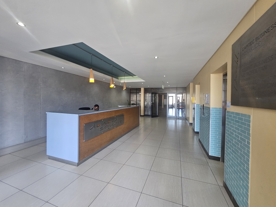 To Let commercial Property for Rent in Vincent Eastern Cape